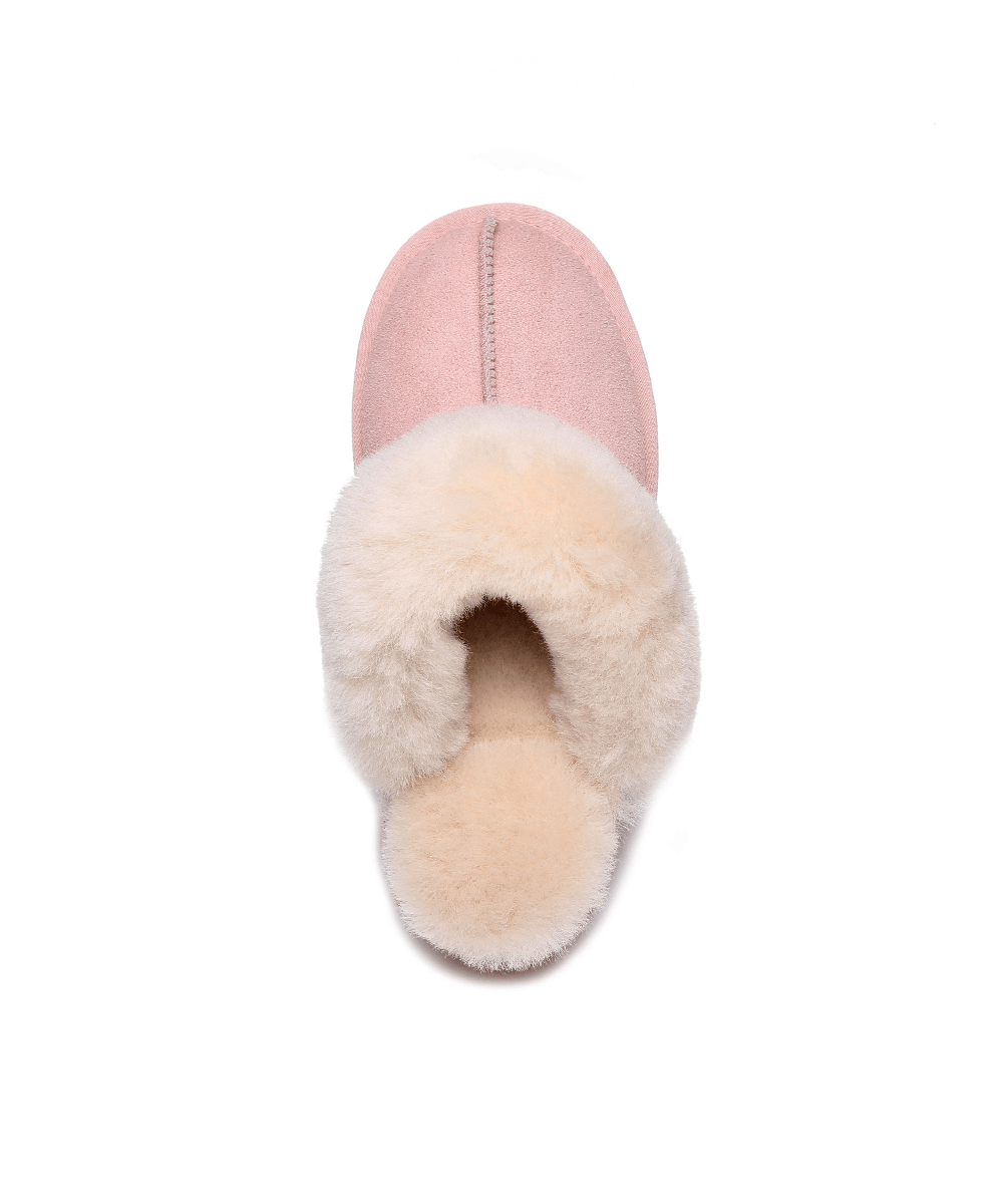 Pink deals fuzzy uggs